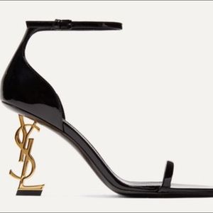 Louis Vuitton sandals